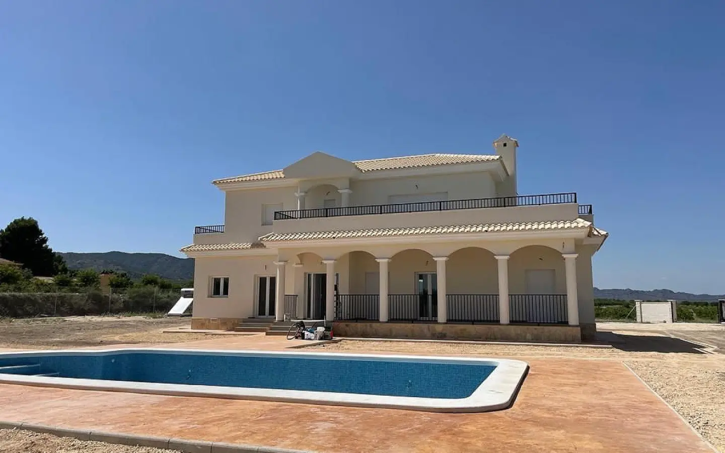 4-bedroom Detached Villa In Pinoso, Spain (225 M²)