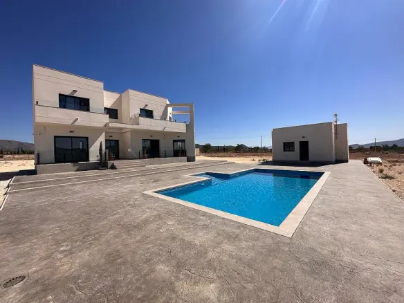 4-bedroom Detached Villa In Pinoso, Spain (165 M²)