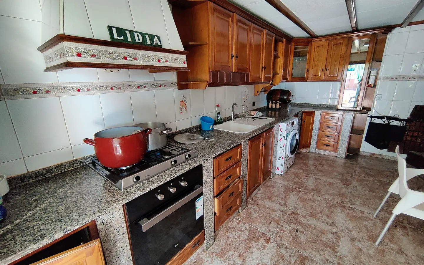 3-bedroom Country House In Crevillente, Spain (250 M²)