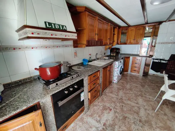 3-bedroom Country House In Crevillente, Spain (250 M²)
