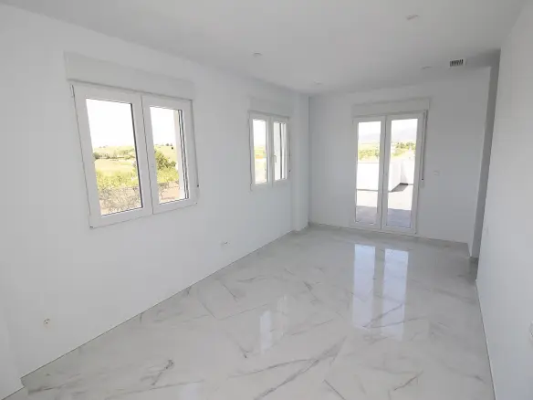 6-bedroom Detached Villa In Pinoso, Spain (245 M²)