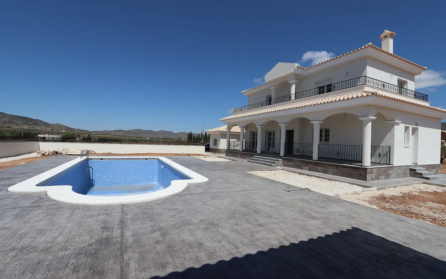 4-bedroom Detached Villa In Pinoso, Spain (195 M²)
