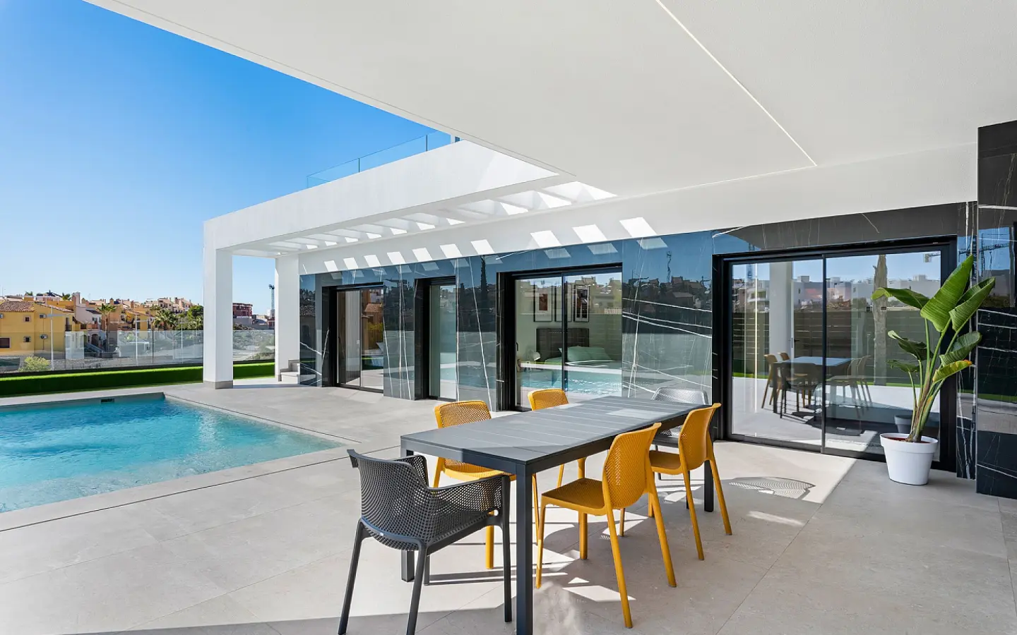 3-bedroom Detached Villa In Algorfa, Spain (122 M²)