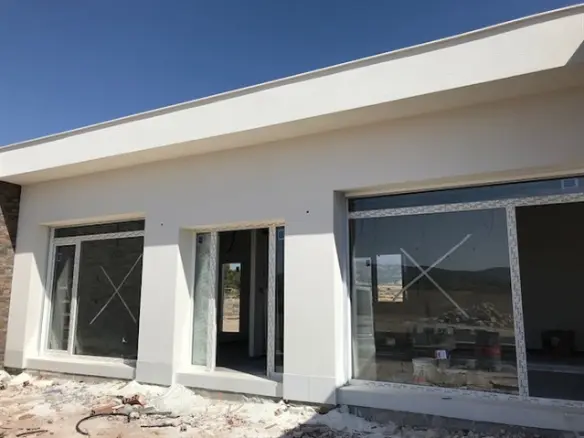 3-bedroom Detached Villa In Pinoso, Spain (150 M²)