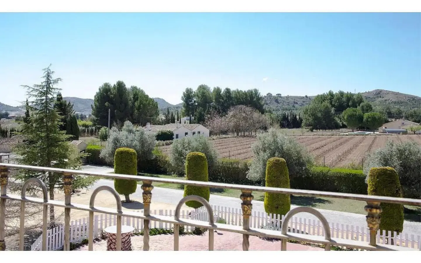 6-bedroom Detached Villa In Yecla, Spain (714 M²)