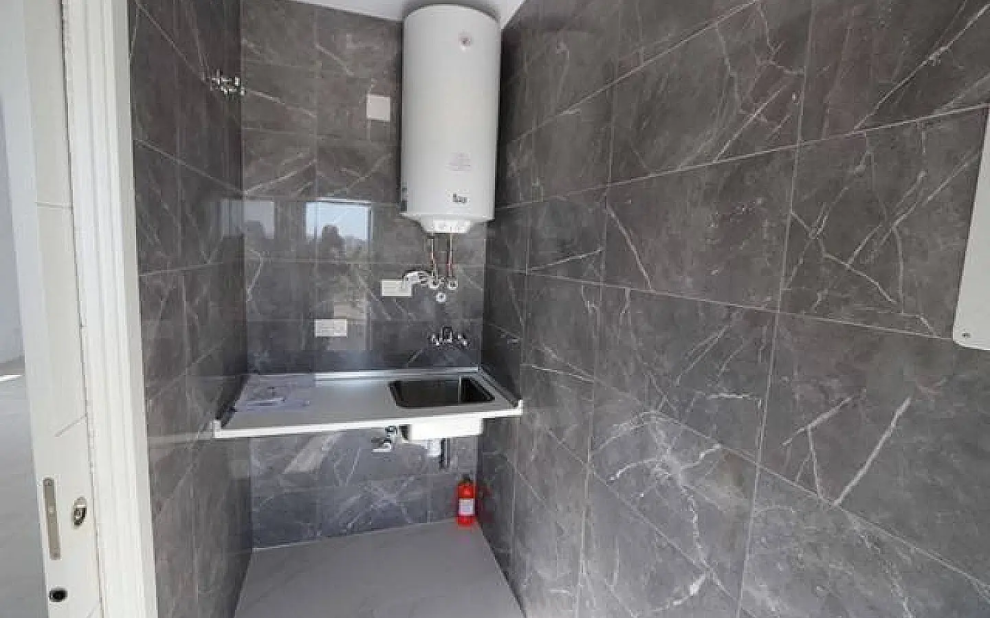 3-bedroom Detached Villa In Pinoso, Spain (120 M²)