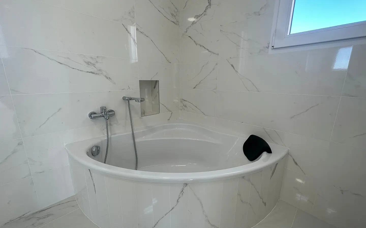 4-bedroom Detached Villa In Pinoso, Spain (180 M²)