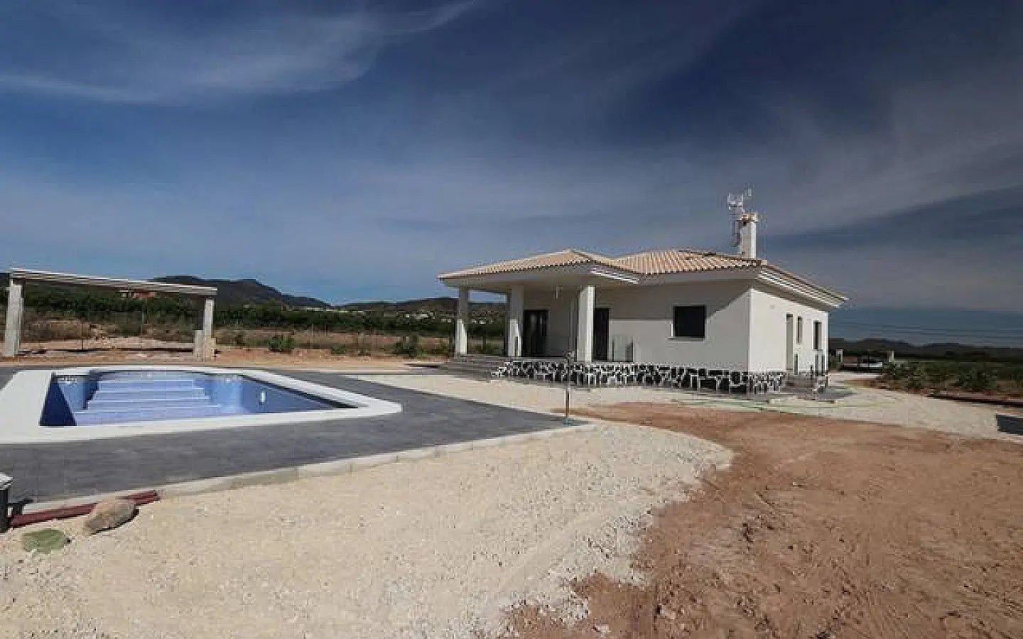 3-bedroom Detached Villa In Pinoso, Spain (120 M²)