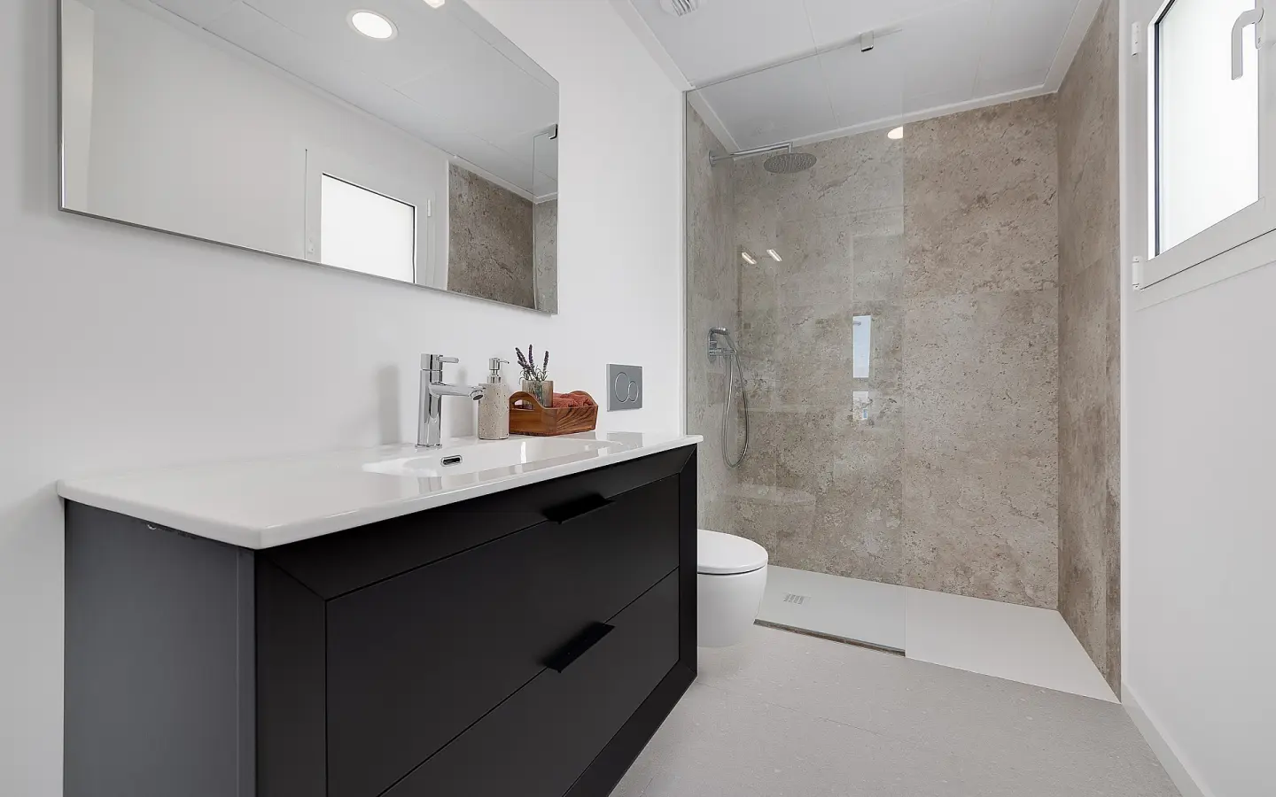 3-bedroom Detached Villa In Mutxamel, Spain (118 M²)
