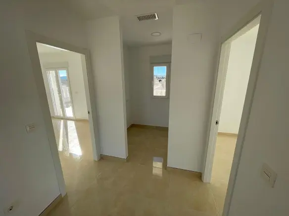 6-bedroom Detached Villa In Pinoso, Spain (270 M²)
