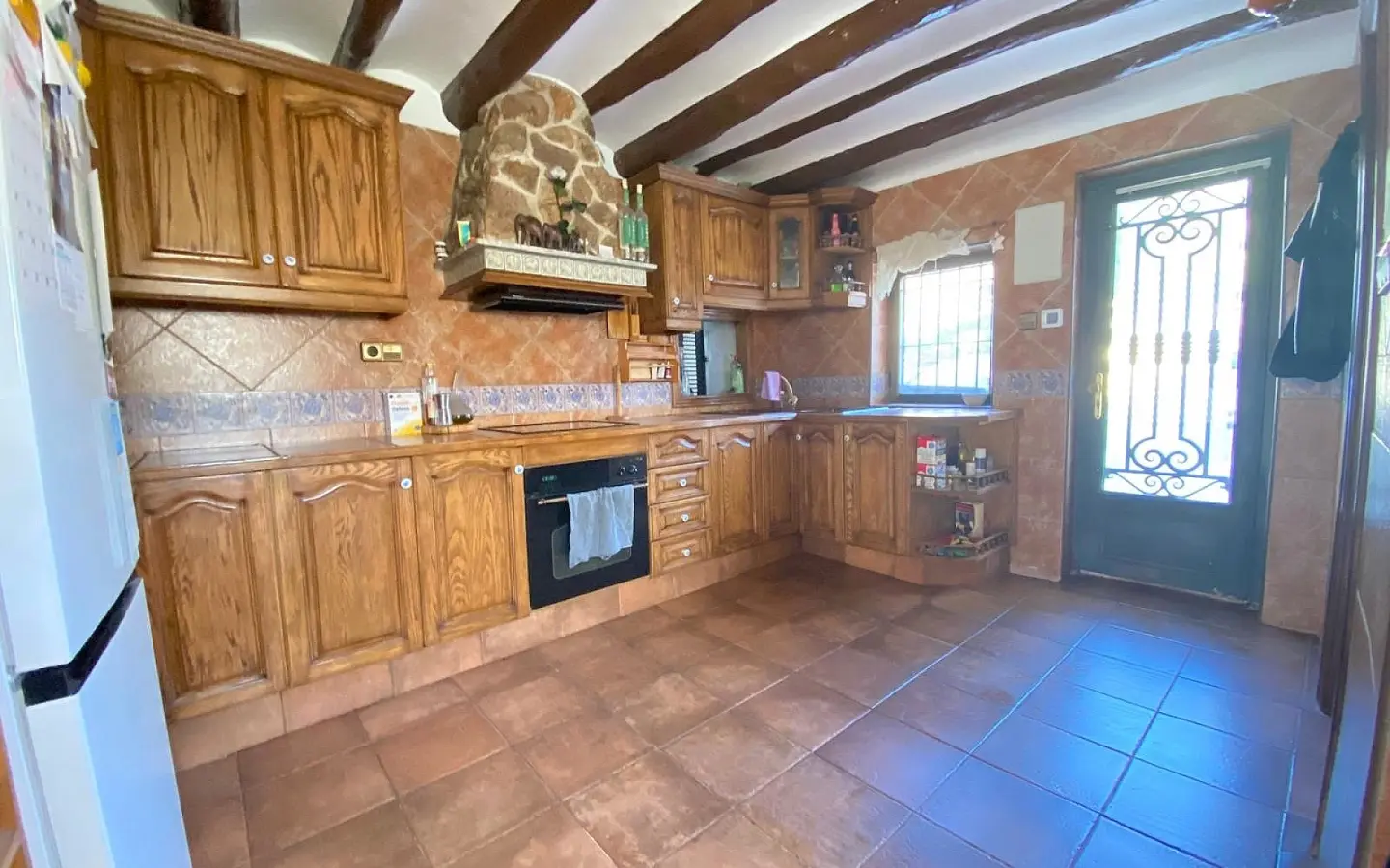 7-bedroom Country House In Yecla, Spain (350 M²)