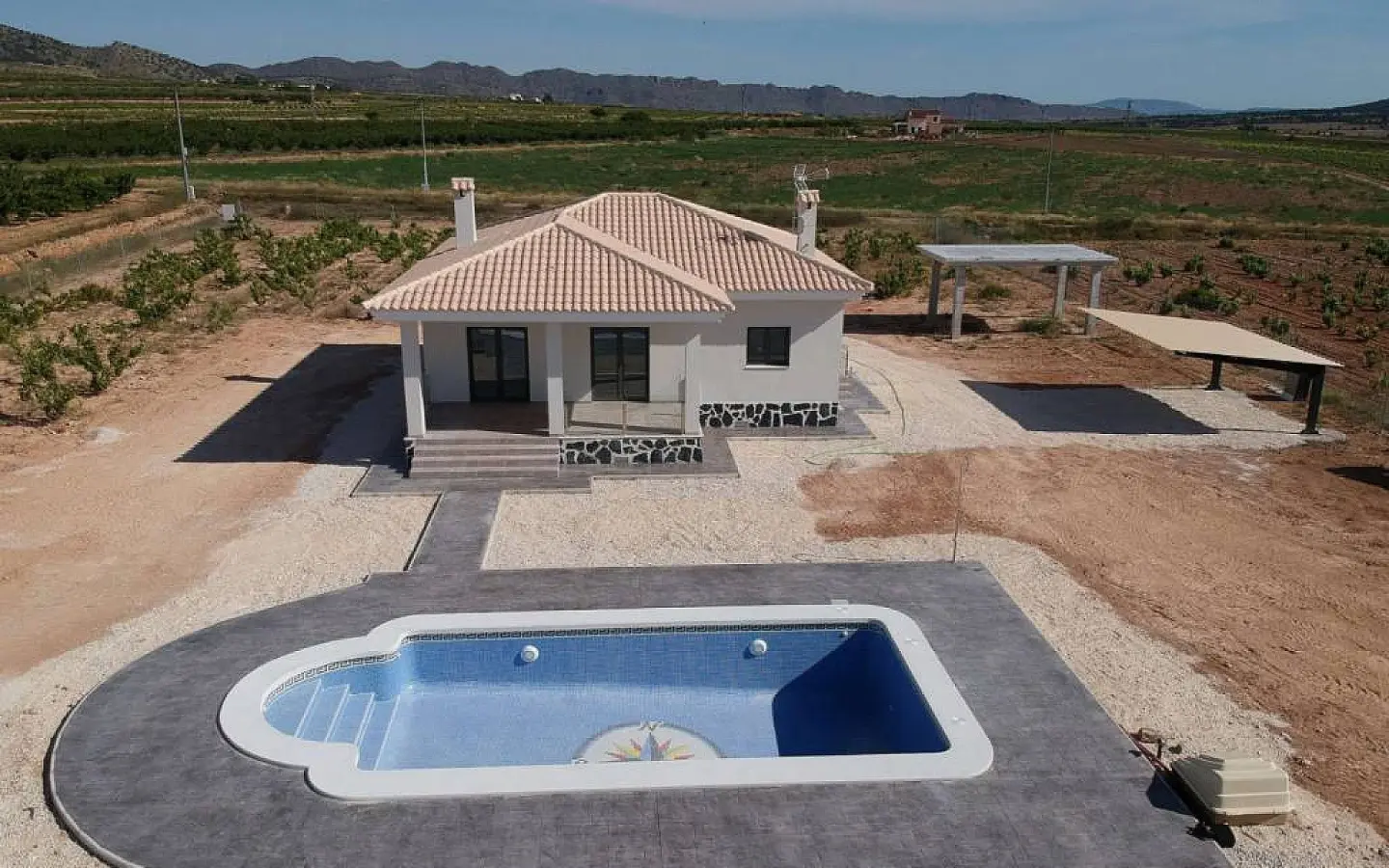 3-bedroom Detached Villa In Pinoso, Spain (120 M²)