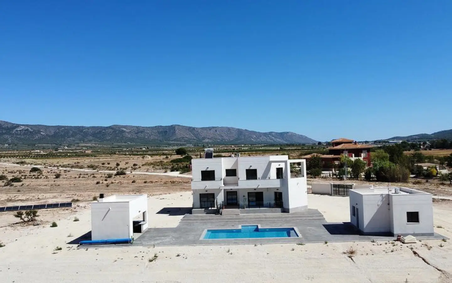 4-bedroom Detached Villa In Pinoso, Spain (180 M²)