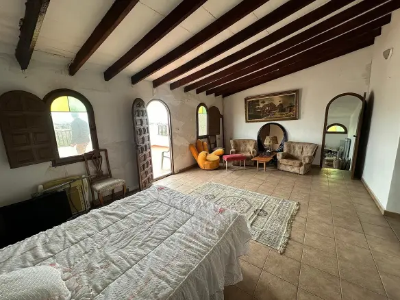 9-bedroom Country House In Novelda, Spain (414 M²)