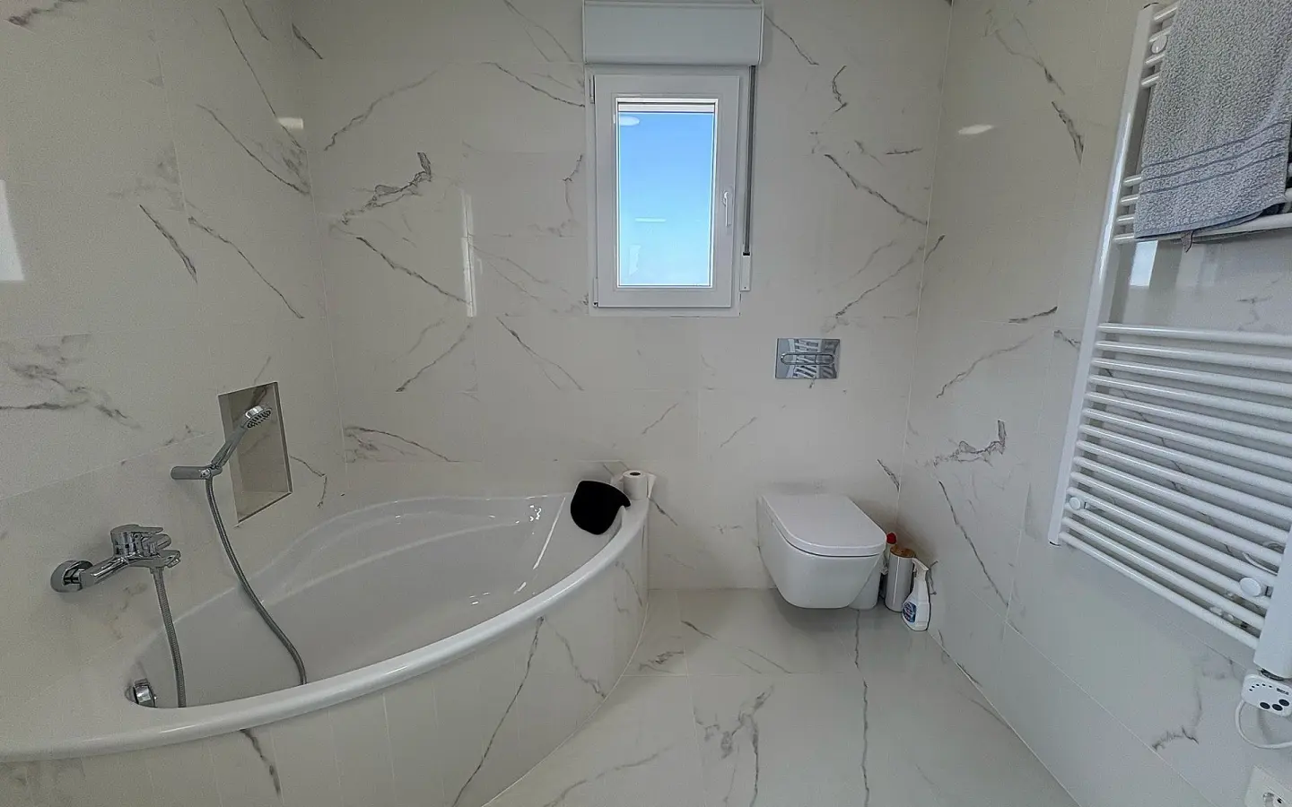4-bedroom Detached Villa In Pinoso, Spain (180 M²)