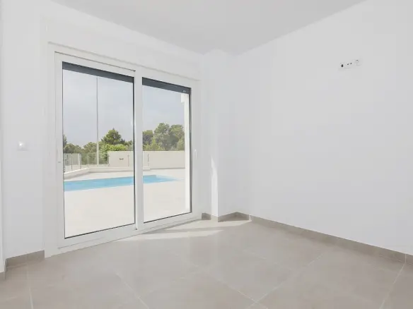 3-bedroom Detached Villa In Polop, Spain (107 M²)
