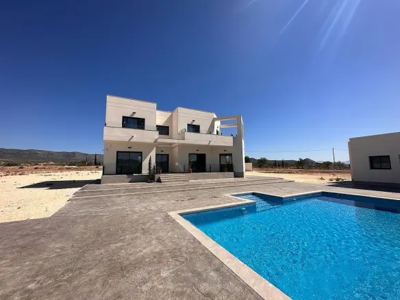 4-bedroom Detached Villa In Pinoso, Spain (165 M²)