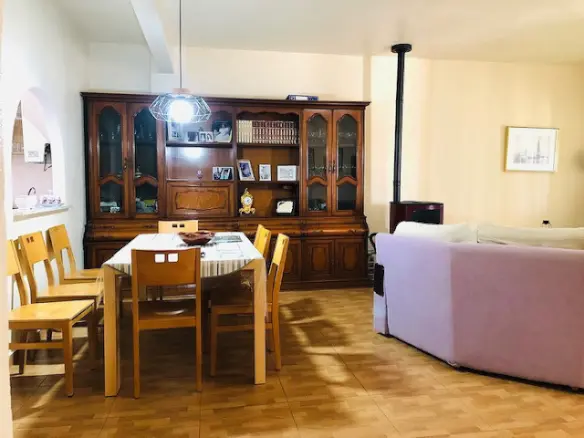 4-bedroom Country House In Yecla, Spain (145 M²)
