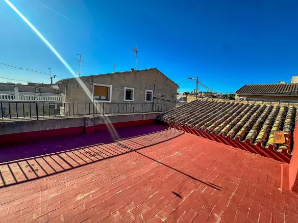 3-bedroom Townhouse In Pinoso, Spain (190 M²)