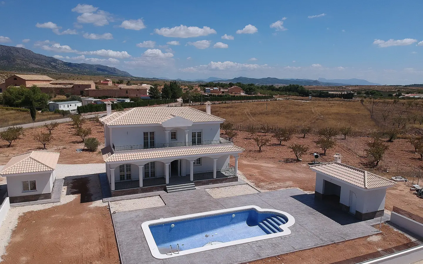 4-bedroom Detached Villa In Pinoso, Spain (150 M²)