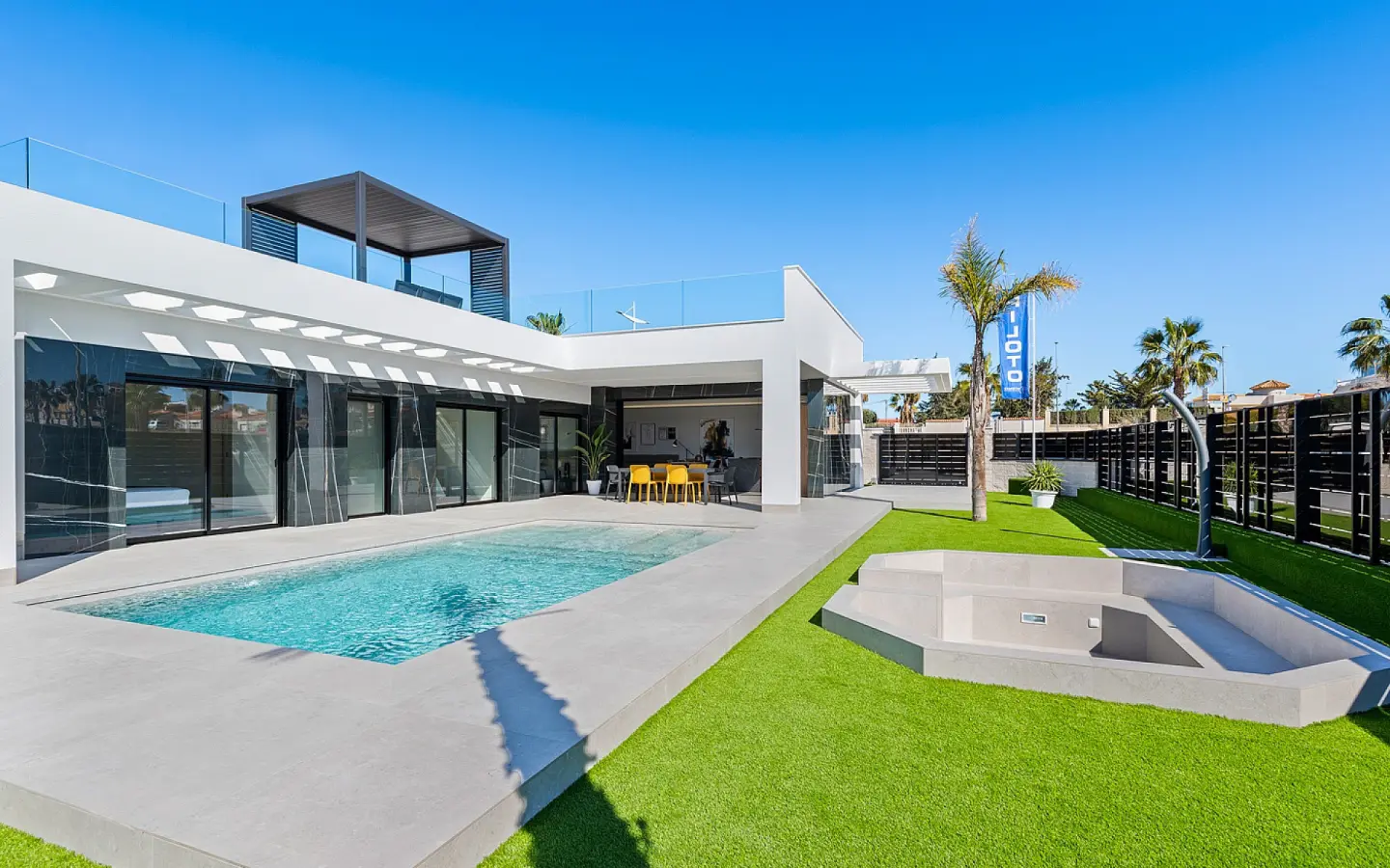 3-bedroom Detached Villa In Algorfa, Spain (122 M²)