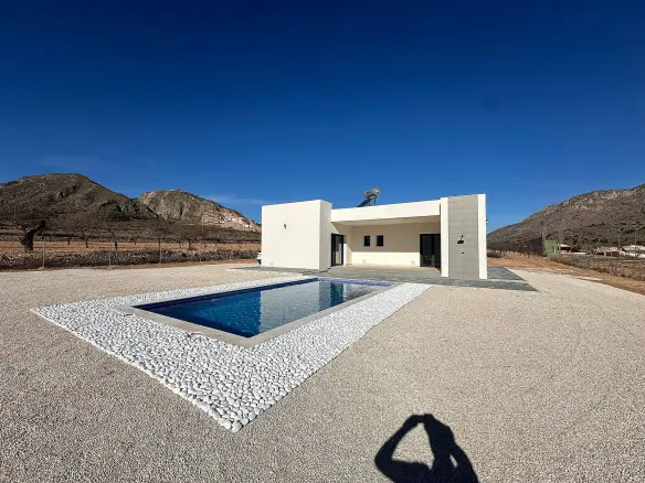 3-bedroom Detached Villa In El Cantón, Spain (190 M²)