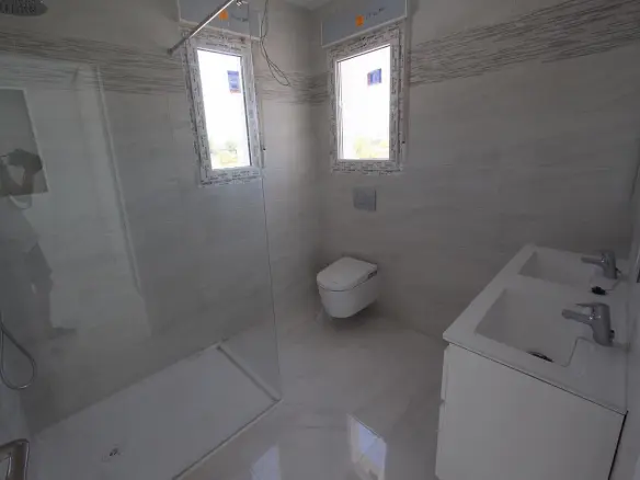 4-bedroom Detached Villa In Pinoso, Spain (195 M²)