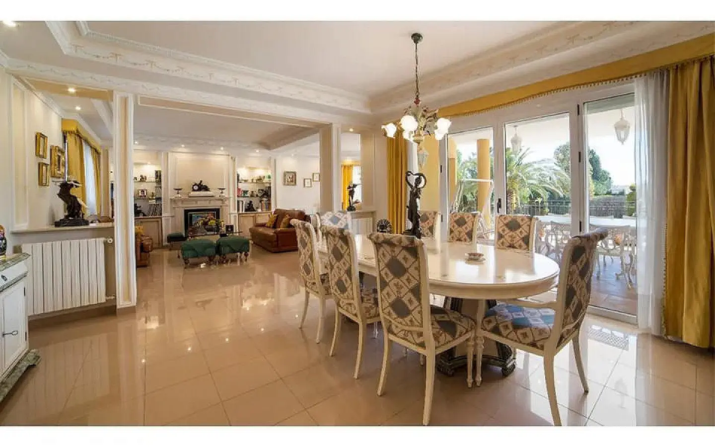 6-bedroom Detached Villa In Yecla, Spain (714 M²)