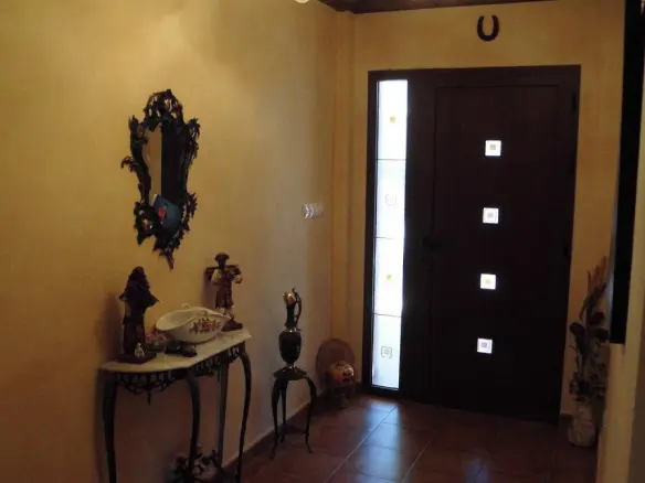 3-bedroom Detached Villa In Pinoso, Spain (211 M²)