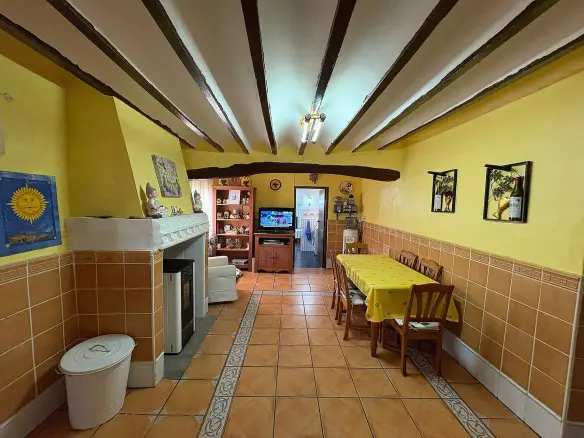 7-bedroom Country House In Cañada Del Trigo, Spain (400 M²)