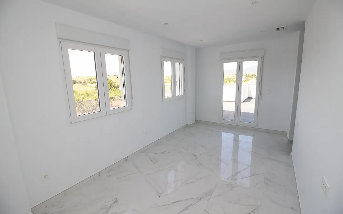 4-bedroom Detached Villa In Pinoso, Spain (150 M²)
