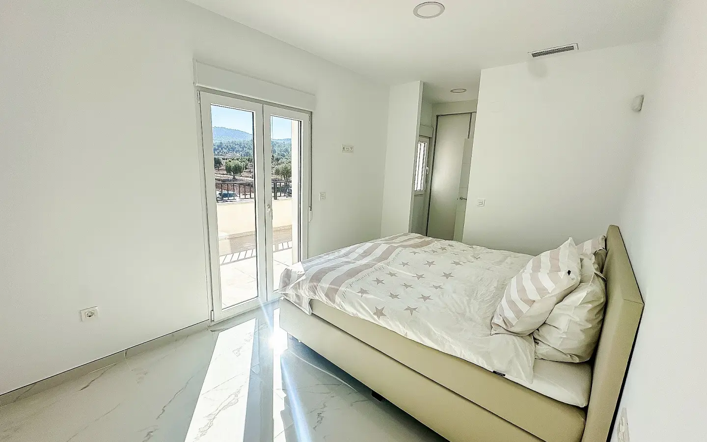 4-bedroom Detached Villa In Pinoso, Spain (180 M²)