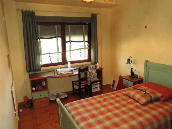 3-bedroom Detached Villa In Pinoso, Spain (211 M²)