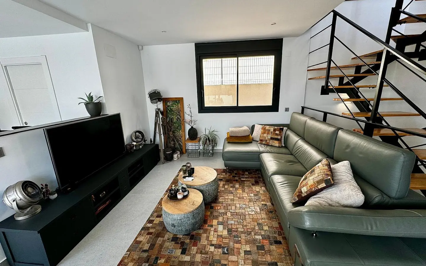 3-bedroom Detached Villa In Algorfa, Spain (197 M²)