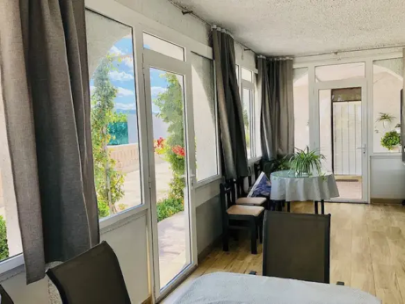 4-bedroom Country House In Yecla, Spain (145 M²)