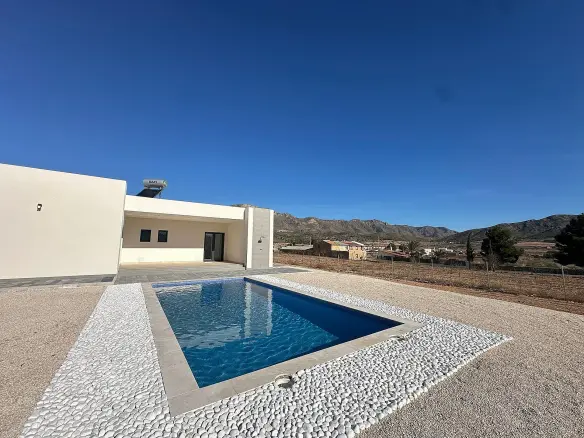 3-bedroom Detached Villa In El Cantón, Spain (190 M²)