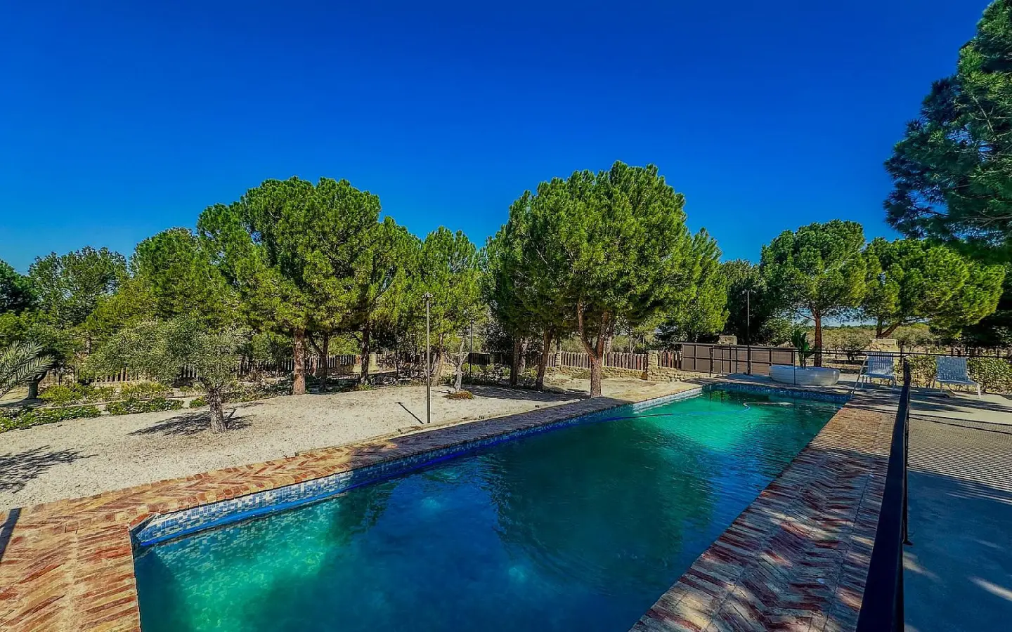 9-bedroom Detached Villa In Biar, Spain (500 M²)