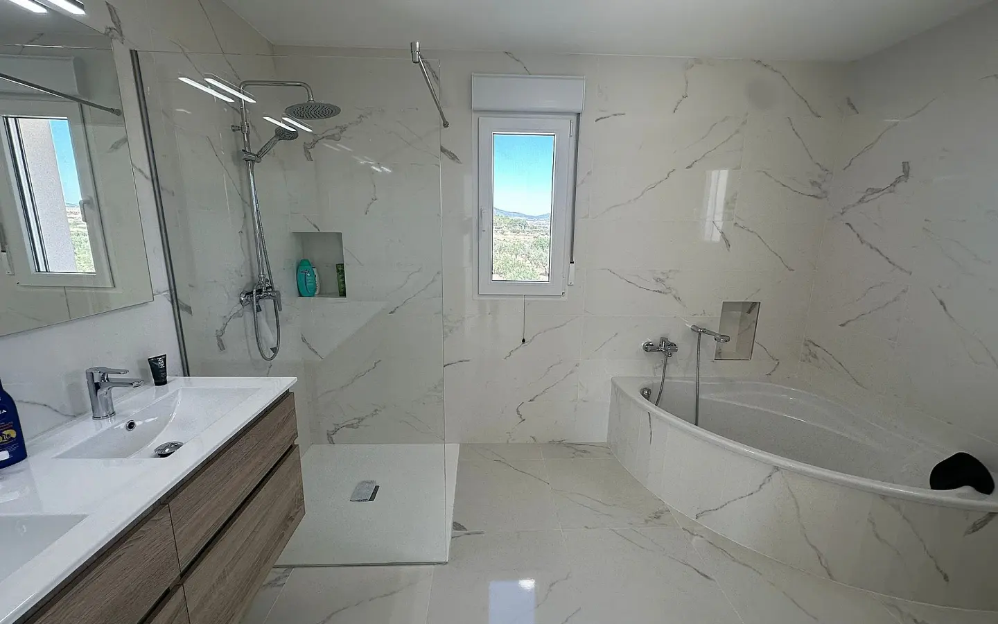 4-bedroom Detached Villa In Pinoso, Spain (180 M²)