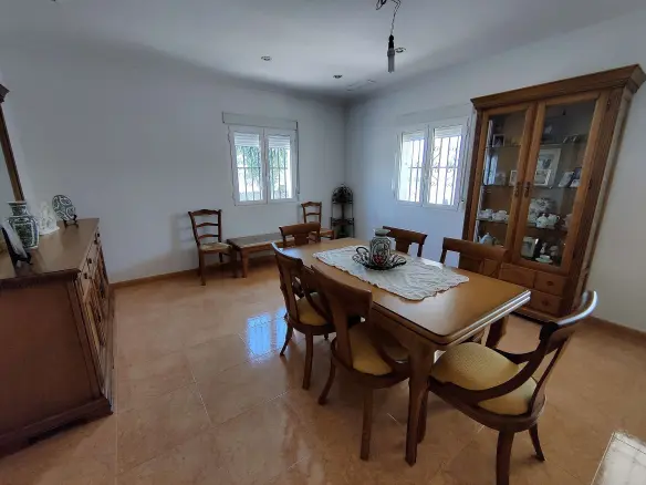 3-bedroom Detached Villa In Crevillente, Spain (250 M²)