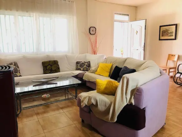 4-bedroom Country House In Yecla, Spain (145 M²)