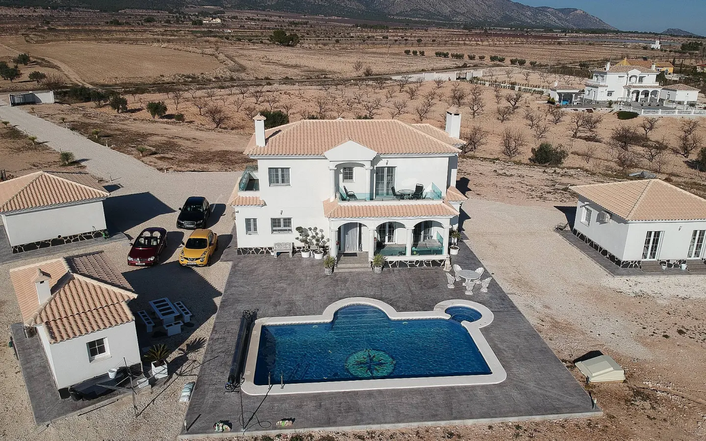 4-bedroom Detached Villa In Pinoso, Spain (150 M²)