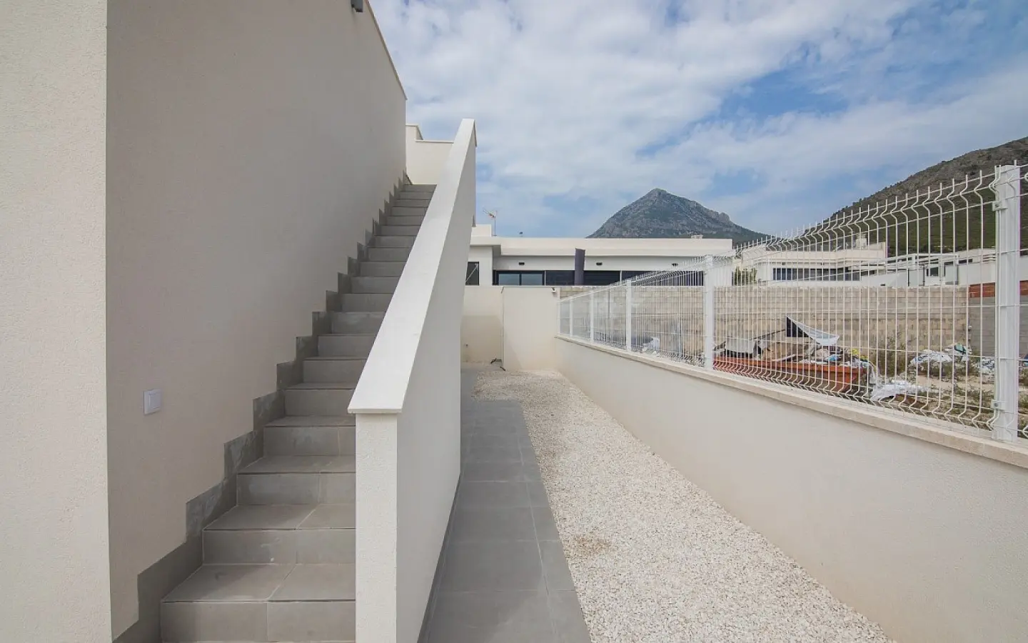 3-bedroom Detached Villa In Polop, Spain (107 M²)