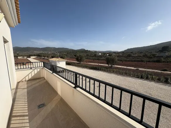 4-bedroom Detached Villa In Pinoso, Spain (180 M²)