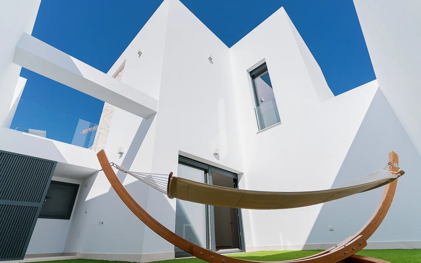 4-bedroom Detached Villa In Rojales, Spain (326 M²)