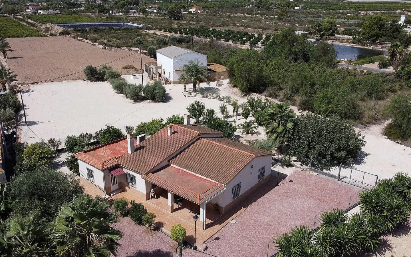 3-bedroom Detached Villa In Crevillente, Spain (250 M²)