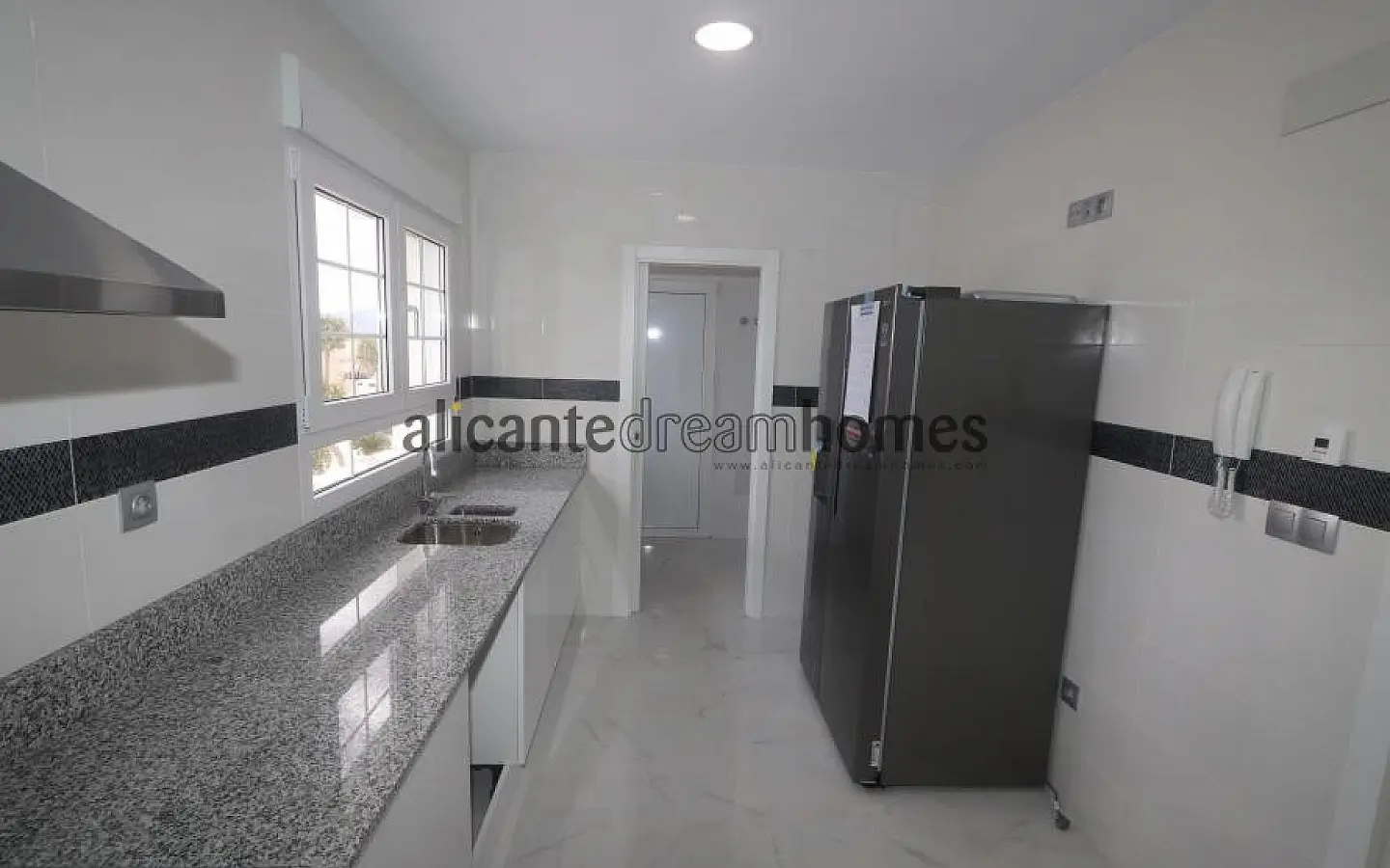4-bedroom Detached Villa In Pinoso, Spain (212 M²)