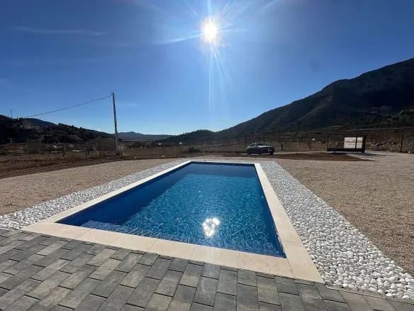 3-bedroom Detached Villa In El Cantón, Spain (190 M²)