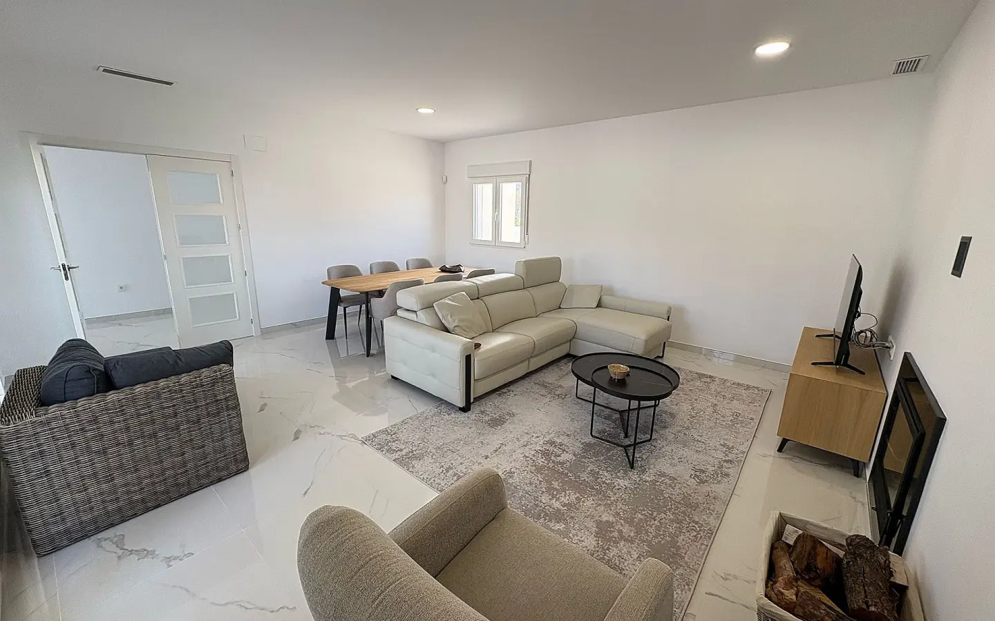 4-bedroom Detached Villa In Pinoso, Spain (180 M²)