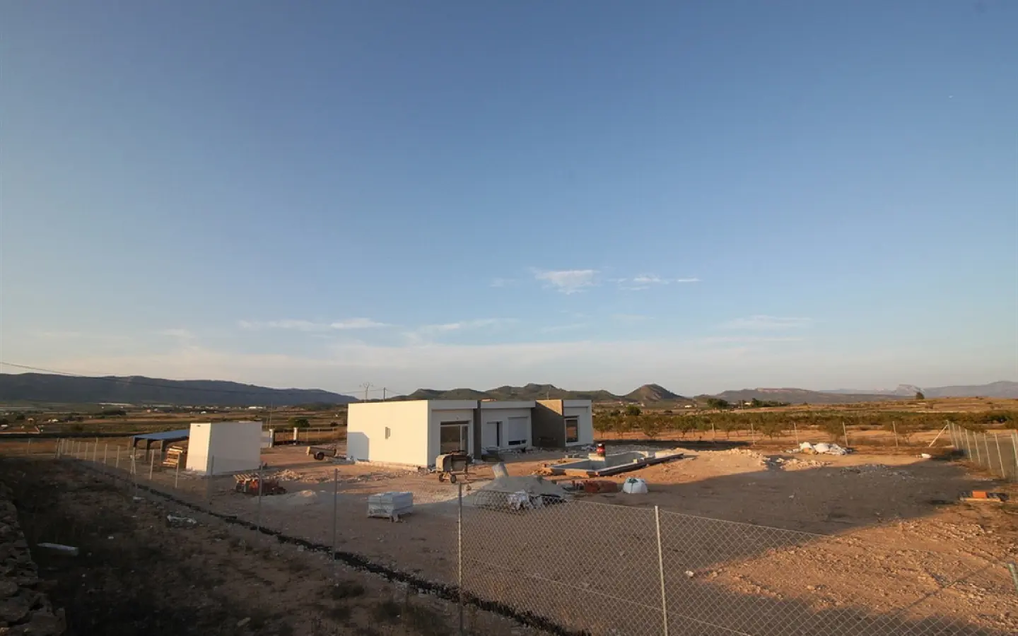 3-bedroom Detached Villa In Pinoso, Spain (150 M²)