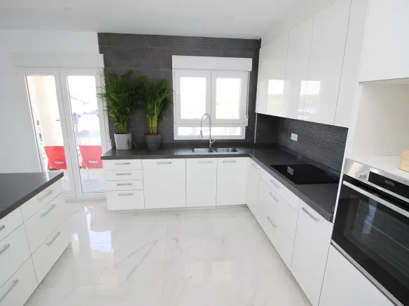 4-bedroom Detached Villa In Pinoso, Spain (150 M²)